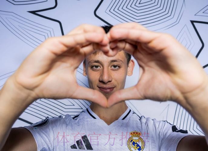 官方：居莱尔被票选为皇马10月最佳球员